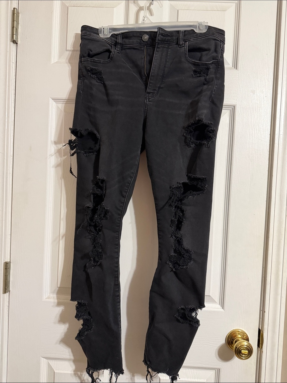 American Eagle Outfitters Black Distressed Jeggings